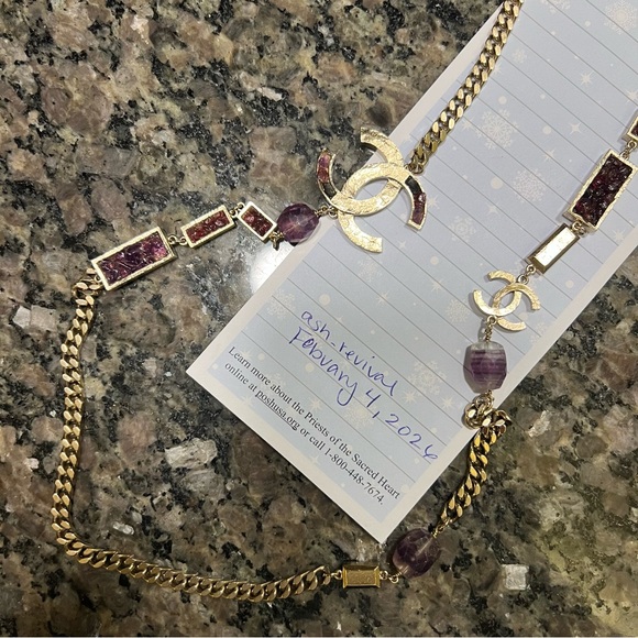 Chanel Y2K Gold Metal and Amethyst Curb Link Necklace Authentic - Picture 15 of 16